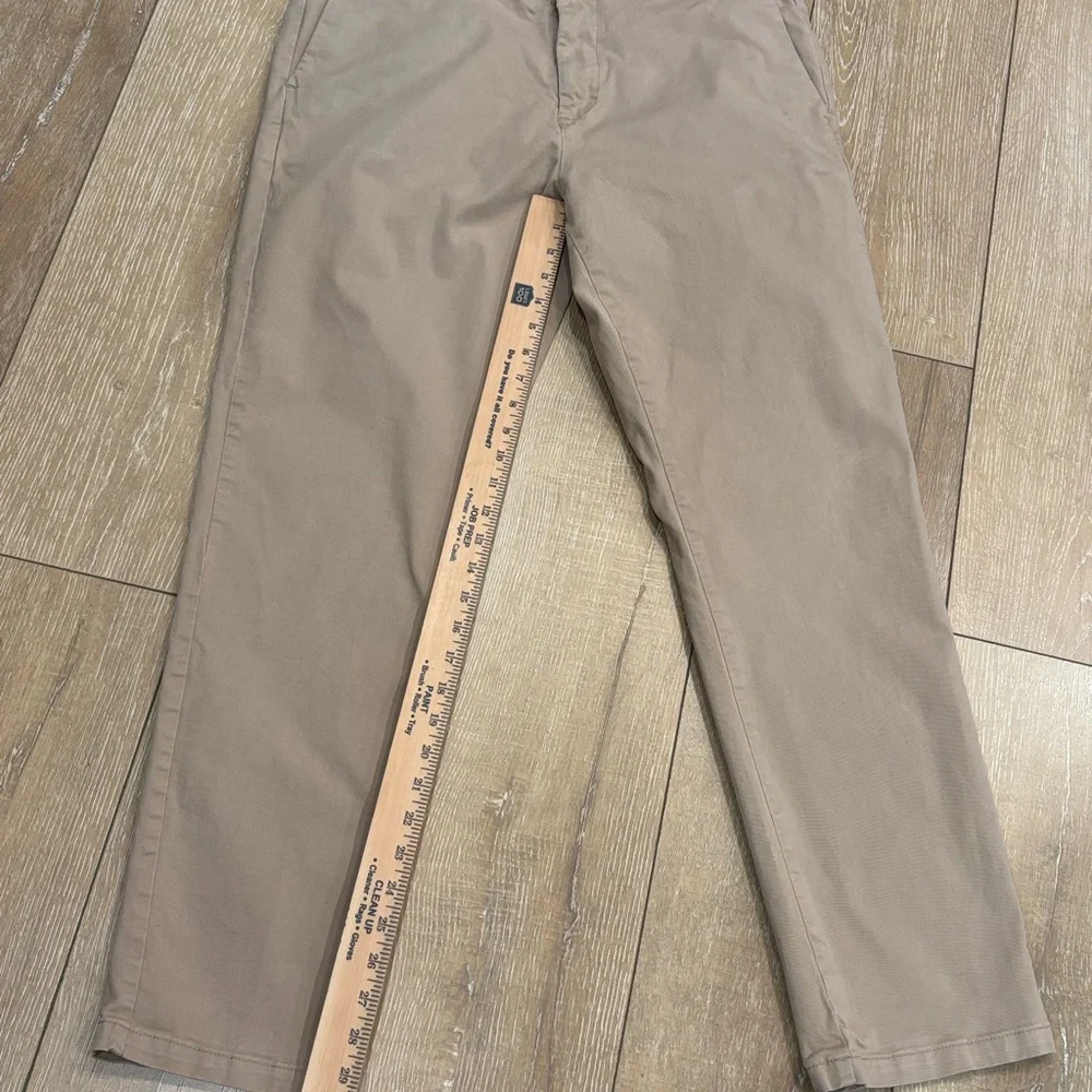 Banana Republic Men’s Tan Chino Pants 36x32